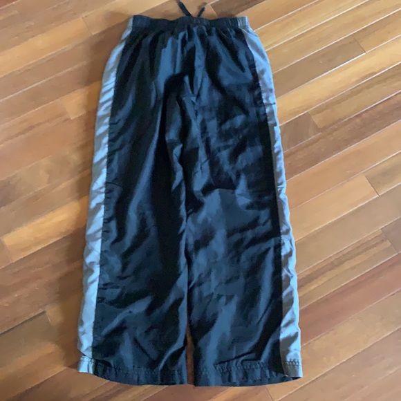 Old Navy Active track pants, size medium - Picture 2 of 3